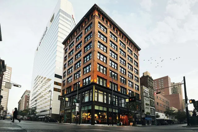 Photo 1 - Kinley Cincinnati Downtown, a Tribute Portfolio Hotel