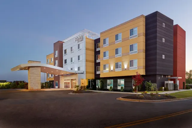 Photo 1 - Fairfield Inn & Suites by Marriott Locust Grove I-75 South