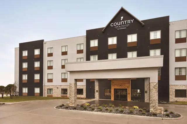 Photo 1 - Country Inn & Suites by Radisson, Oklahoma City-Bricktown, OK