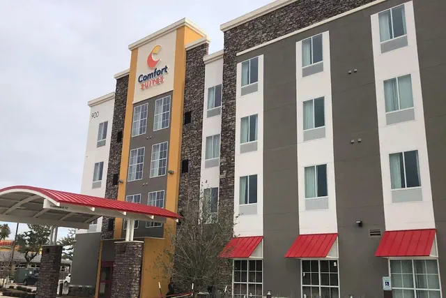 Photo 1 - Comfort Suites Cedar Park - Austin Northwest