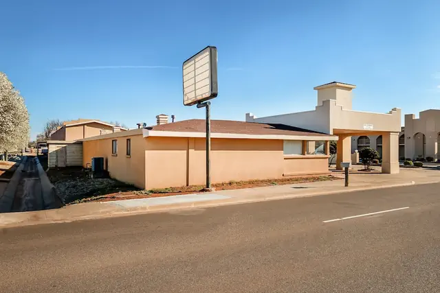 Photo 1 - OYO Hotel Elk City OK Route 66