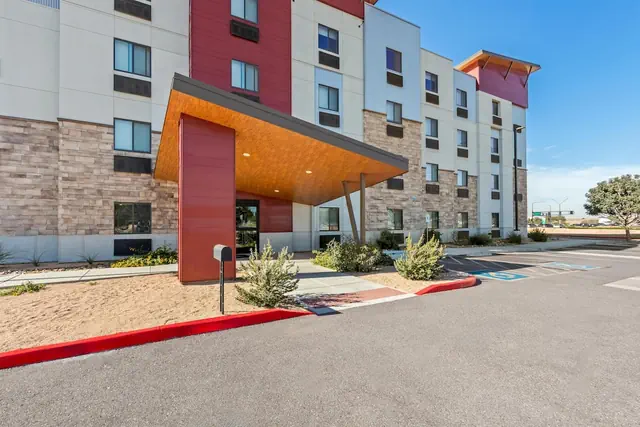 Photo 1 - Sonesta Simply Suites Avondale