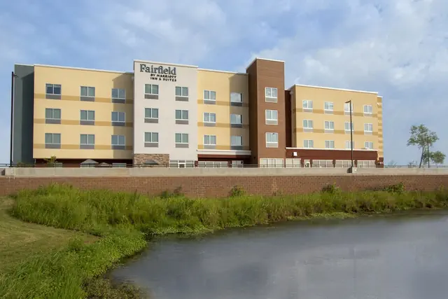 Photo 1 - Fairfield Inn & Suites Duncan