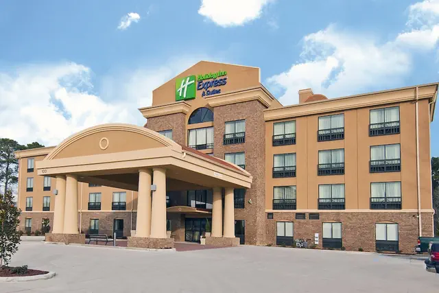 Photo 1 - Holiday Inn Express & Suites Jackson / Pearl Intl Airport by IHG