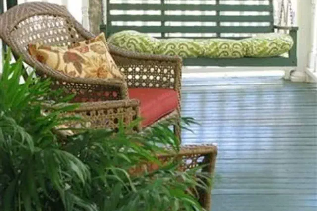 Photo 1 - White Oak Manor Bed & Breakfast