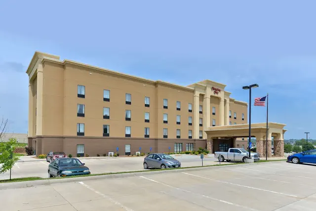 Photo 1 - Hampton Inn Ottumwa