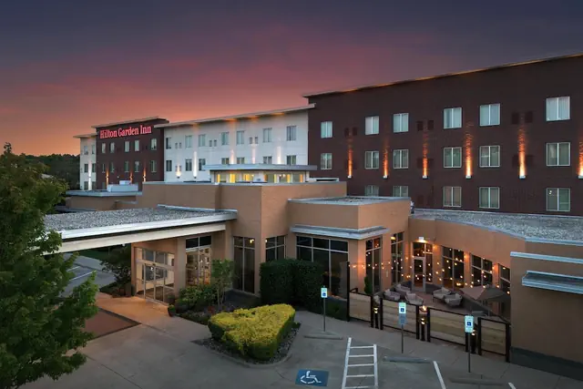 Photo 1 - Hilton Garden Inn Fort Worth Medical Center