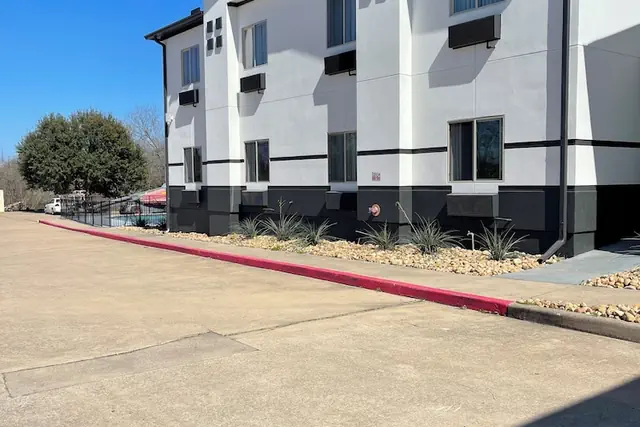 Photo 1 - Super 8 by Wyndham Brenham TX