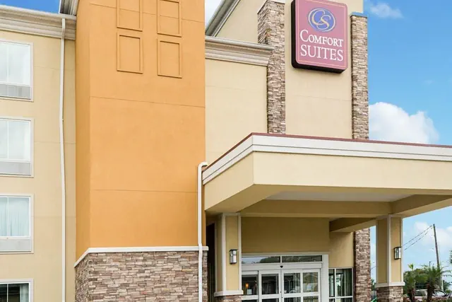 Photo 1 - Comfort Suites Harvey - New Orleans West