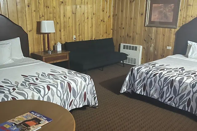 Photo 1 - Prospector Motor Lodge