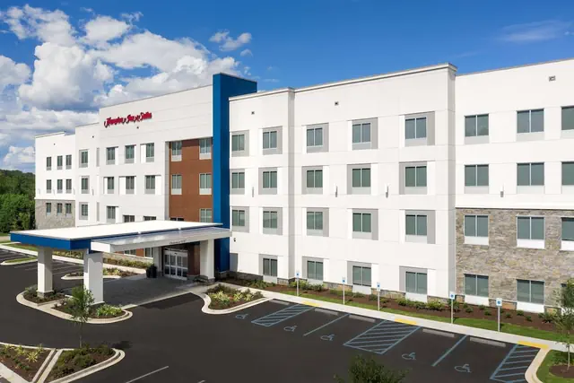 Photo 1 - Hampton Inn & Suites Lexington Columbia