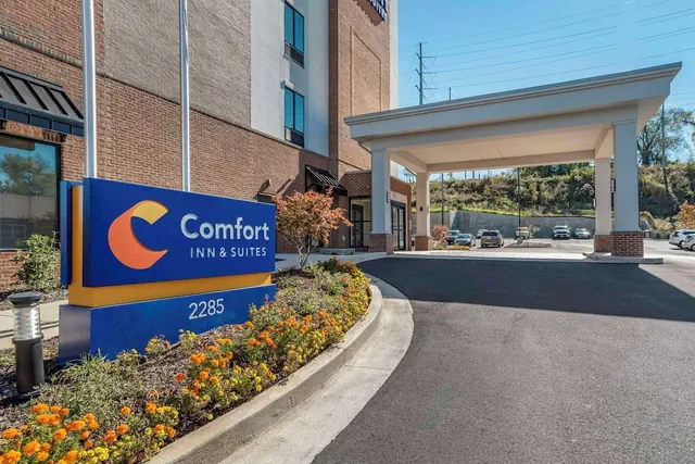 Photo 1 - Comfort Inn & Suites Downtown near University