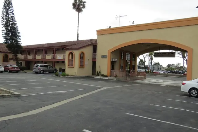 Photo 1 - Rodeway Inn Santa Ana - Garden Grove