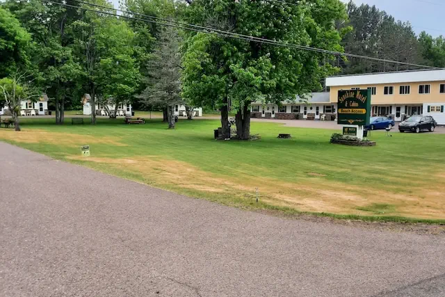 Photo 1 - Sunshine Motel and Cabins