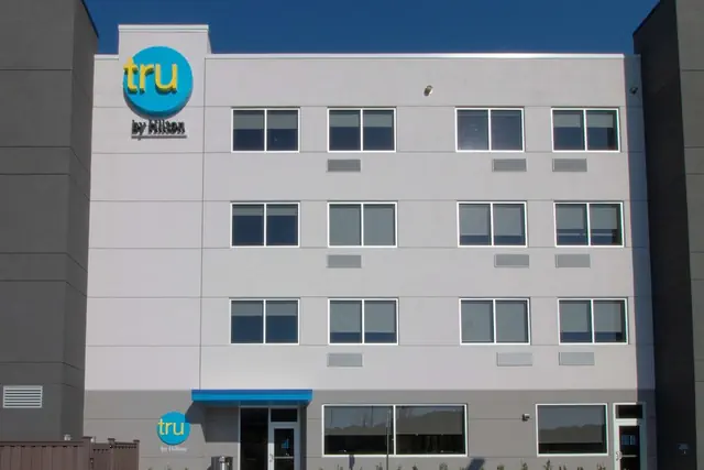 Photo 1 - Tru By Hilton Norfolk Airport