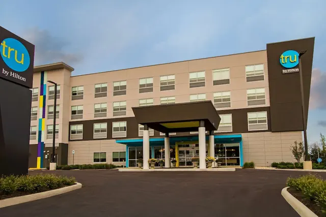 Photo 1 - Tru by Hilton Columbus Airport