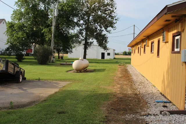 Photo 1 - The Perrysburg Budget Inn