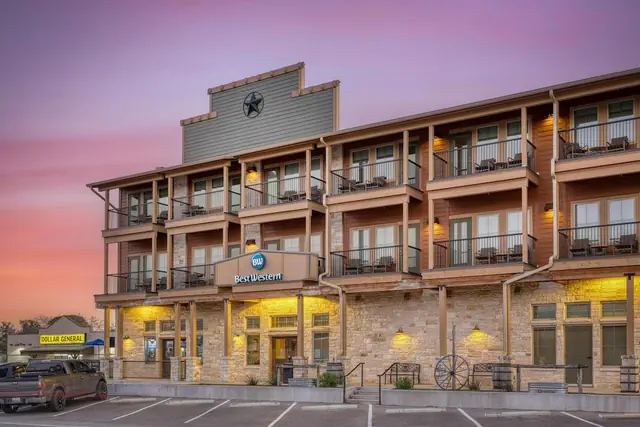 Photo 1 - Best Western Bandera Suites & Saloon
