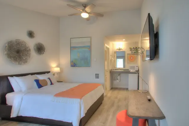 Photo 1 - Americas Best Value Inn Ocean Shores