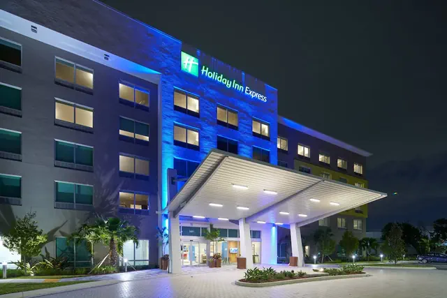 Photo 1 - Holiday Inn Express Doral Miami by IHG