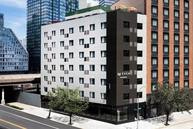 Photo 1 - EVEN Hotel Long Island City - New York by IHG