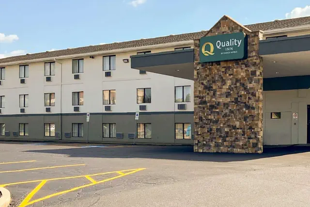 Photo 1 - Quality Inn Hall of Fame