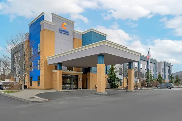 Photo 1 - Comfort Inn & Suites Sayre
