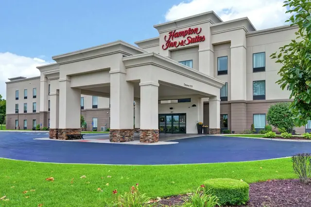 Photo 1 - Hampton Inn and Suites New Hartford/Utica