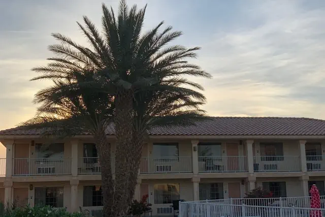 Photo 1 - Calipatria Inn And Suites