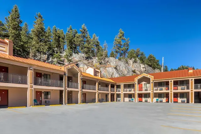 Photo 1 - Quality Inn Keystone near Mount Rushmore