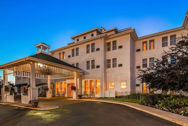 Photo 1 - Hotel Chequamegon, BW Signature Collection