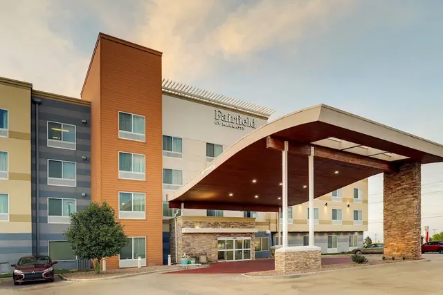 Photo 1 - Fairfield Inn & Suites Hutchinson