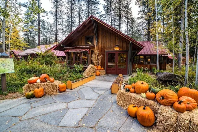 Photo 1 - Sleeping Lady Mountain Resort & Spa