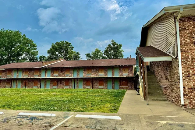 Photo 1 - University Inn of Carbondale by Hotel O