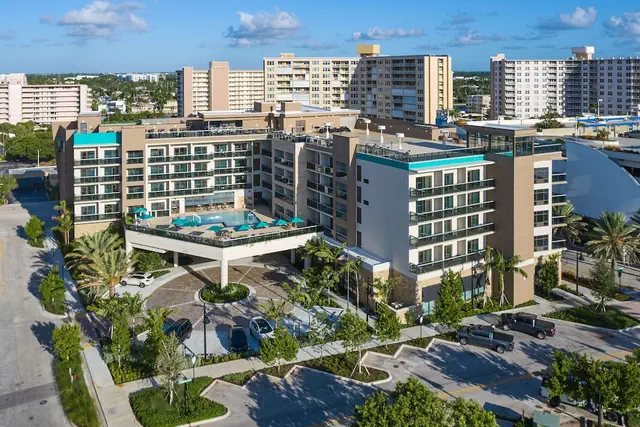 Photo 1 - Tru By Hilton Pompano Beach Pier