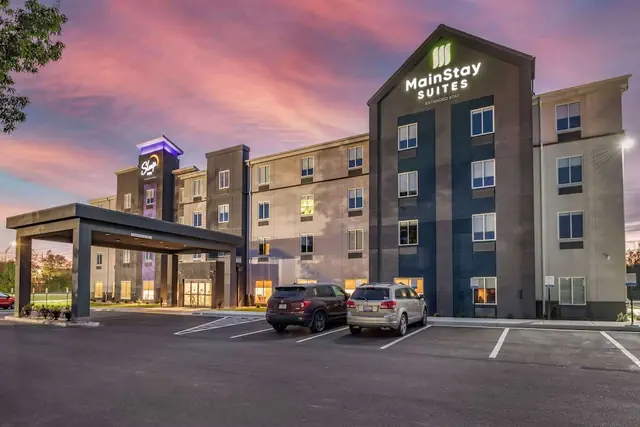 Photo 1 - MainStay Suites Georgetown Lexington North