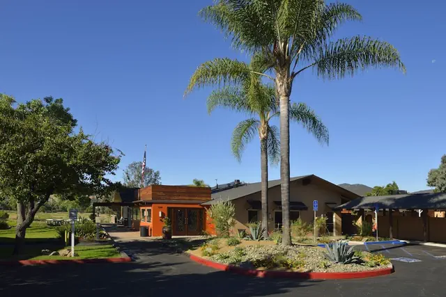 Photo 1 - Carlton Oaks Lodge, an Ascend Collection Hotel