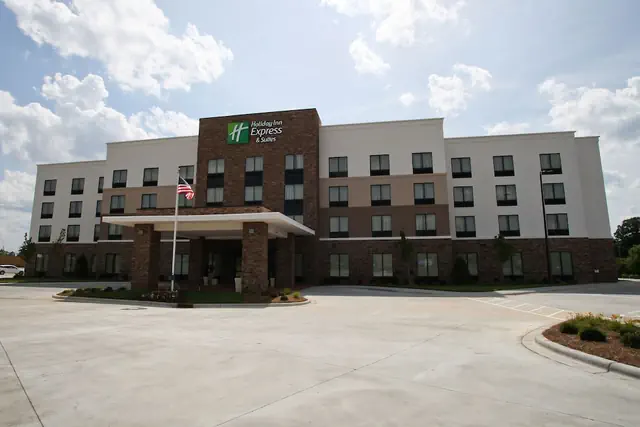 Photo 1 - Holiday Inn Express & Suites Monroe by IHG