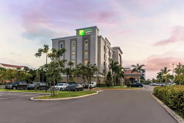 Photo 1 - Holiday Inn Express and Suites Miramar by IHG