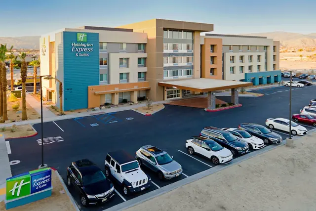 Photo 1 - Holiday Inn Express & Suites Palm Desert -  Millennium by IHG