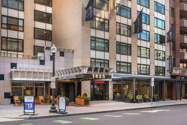 Photo 1 - The Quincy, an Ascend Collection Hotel
