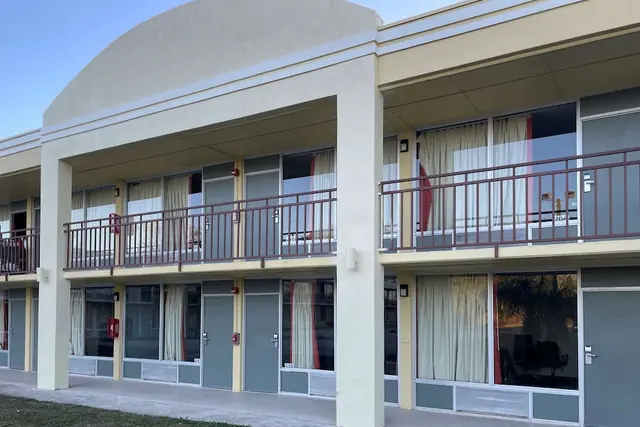 Photo 1 - Econo Lodge Yemassee