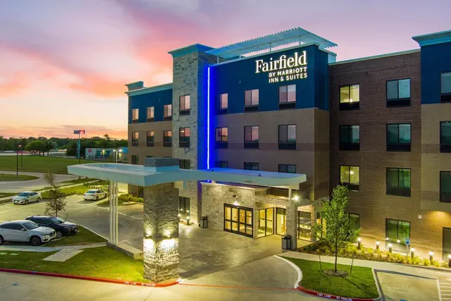 Photo 1 - Fairfield Inn & Suites by Marriott Corinth South Denton Area