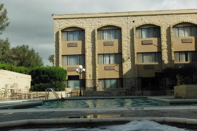 Photo 1 - Motel 6 San Pedro, CA – Port Of Los Angeles