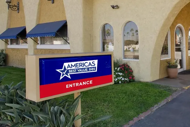 Photo 1 - Americas Best Value Inn & Suites Corpus Christi