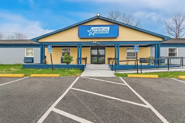 Photo 1 - Americas Best Value Inn Carlisle