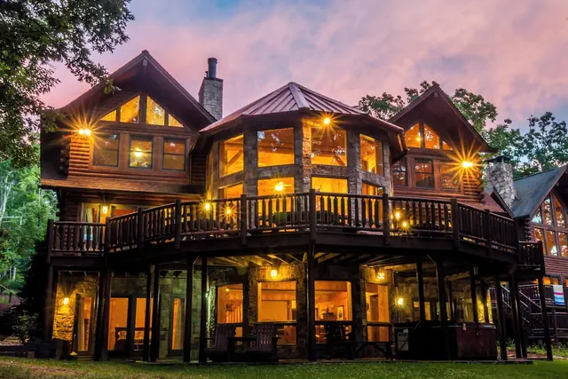 Photo 1 - Grand Chestnut Lodge by Taylor Made Deep Creek