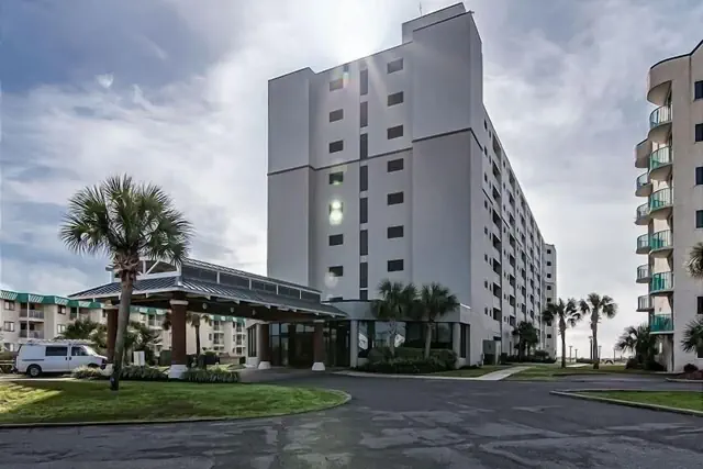 Photo 1 - Royal Gulf Beach & Racquet Club 5110 2 Bedroom Condo by RedAwning