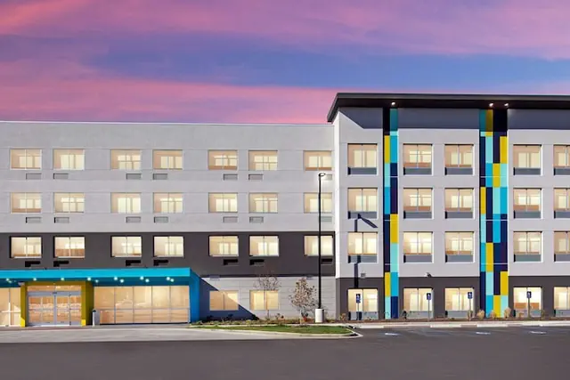 Photo 1 - Tru by Hilton University Medical Center