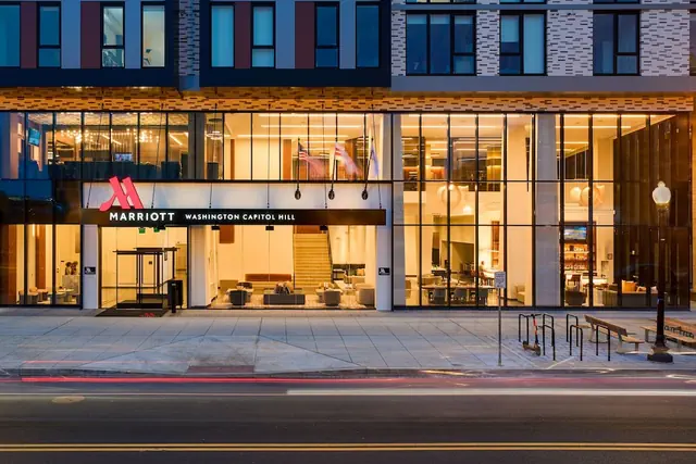 Photo 1 - Washington Marriott Capitol Hill
